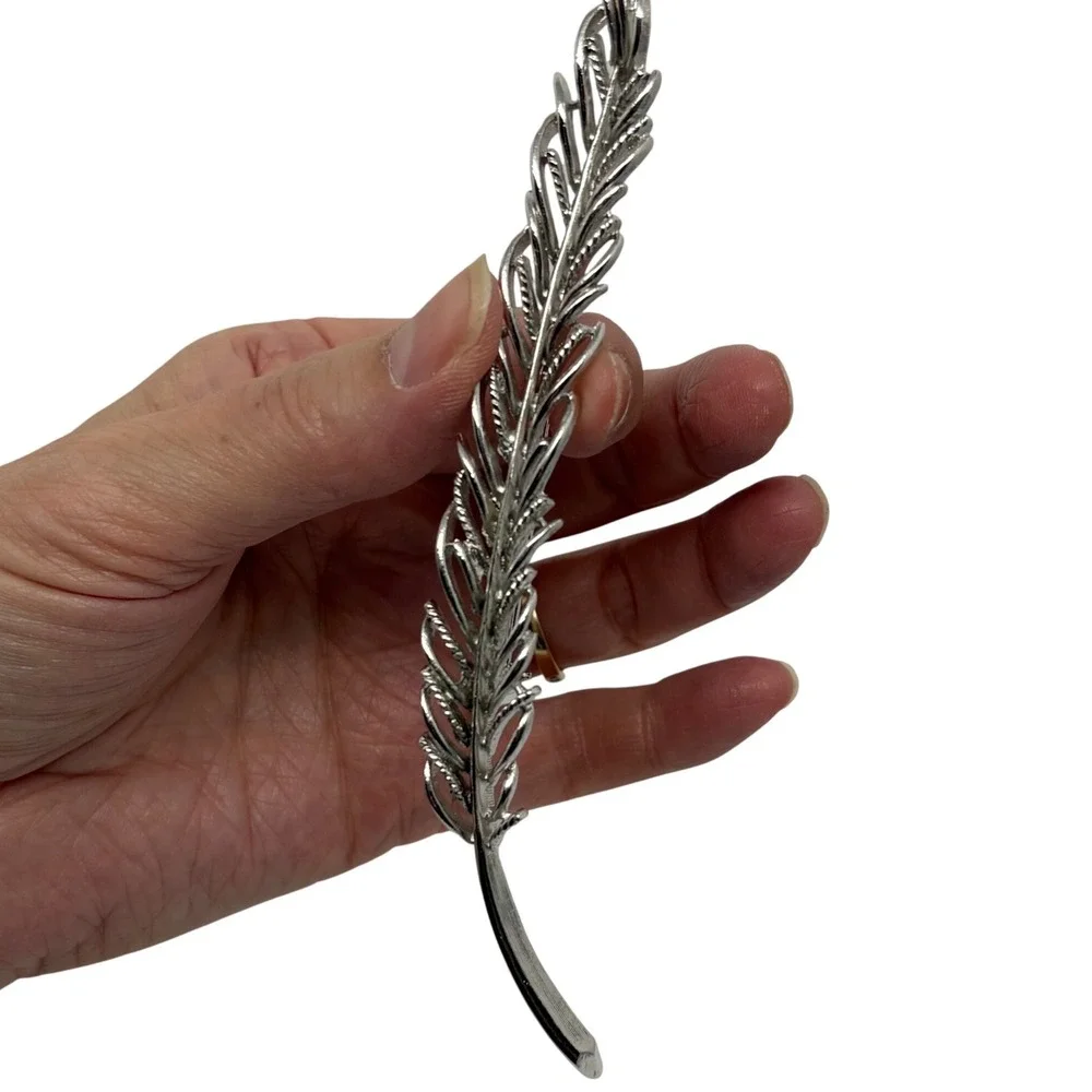 Silver Tone Wheat Stalk Broach Pin Textured Botanical 5
